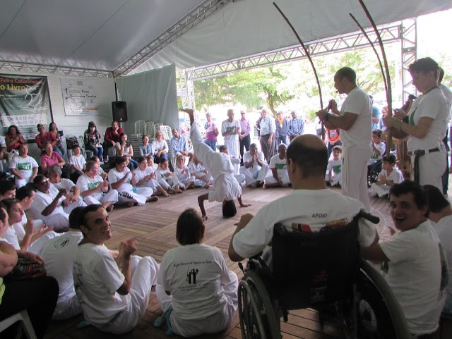 Apresentação do Grupo de Capoeira da FCEE