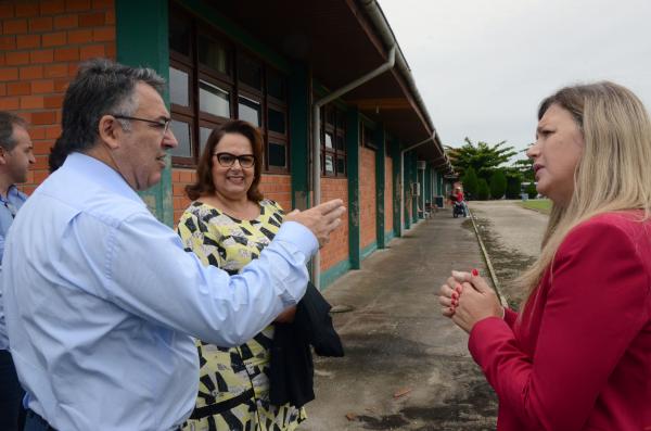 Governador em visita ao campus da FCEE