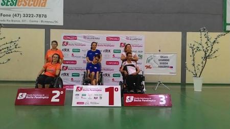 pódium do circuito de bocha paralímpica