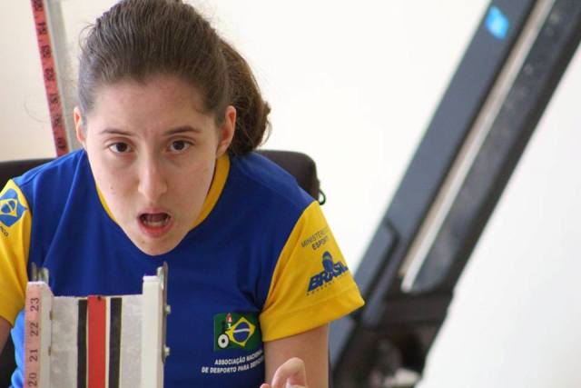 Júlia nos treinamentos da Seleção Brasileira de Bocha Paralímpica Júlia nos treinamentos da Seleção Brasileira de Bocha Paralímpica